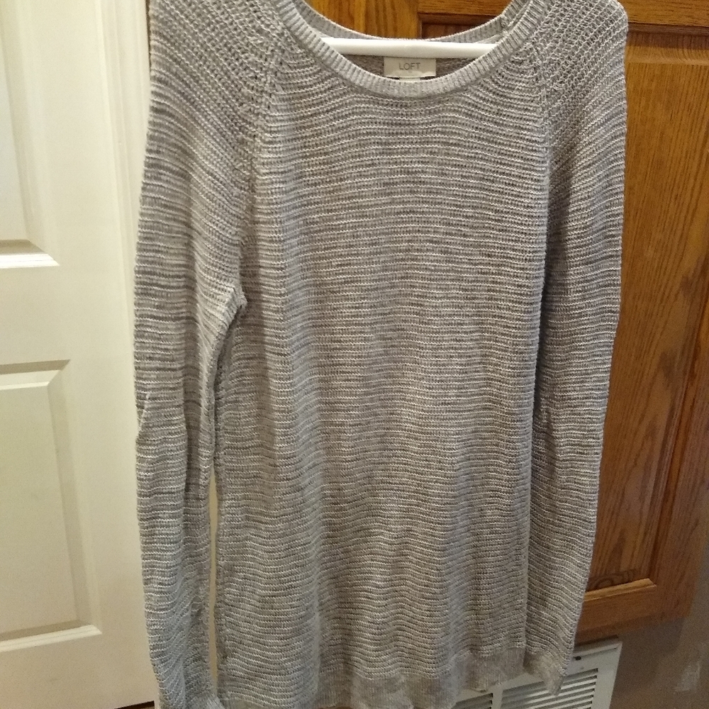 Ann Taylor Loft Top size Large